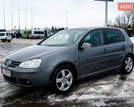 Серый Фольксваген Гольф, объемом двигателя 1.6 л и пробегом 249 тыс. км за 5700 $, фото 1 на Automoto.ua