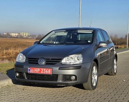 Серый Фольксваген Гольф, объемом двигателя 1.6 л и пробегом 256 тыс. км за 5799 $, фото 1 на Automoto.ua