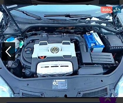 Серый Фольксваген Гольф, объемом двигателя 1.4 л и пробегом 230 тыс. км за 5800 $, фото 1 на Automoto.ua