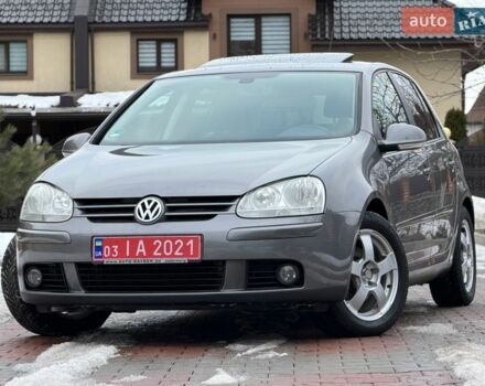 Серый Фольксваген Гольф, объемом двигателя 1.6 л и пробегом 198 тыс. км за 6399 $, фото 1 на Automoto.ua