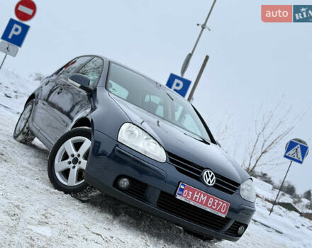 Серый Фольксваген Гольф, объемом двигателя 1.6 л и пробегом 227 тыс. км за 6200 $, фото 1 на Automoto.ua
