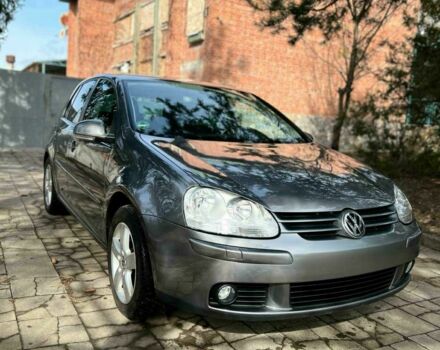 Серый Фольксваген Гольф, объемом двигателя 0 л и пробегом 202 тыс. км за 5500 $, фото 1 на Automoto.ua