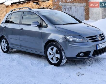 Серый Фольксваген Гольф, объемом двигателя 1.9 л и пробегом 293 тыс. км за 6500 $, фото 1 на Automoto.ua