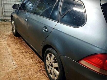 Серый Фольксваген Гольф, объемом двигателя 1.9 л и пробегом 0 тыс. км за 7000 $, фото 1 на Automoto.ua