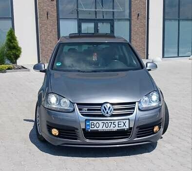 Серый Фольксваген Гольф, объемом двигателя 1.4 л и пробегом 203 тыс. км за 7800 $, фото 1 на Automoto.ua