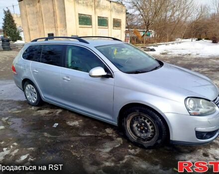 Серый Фольксваген Гольф, объемом двигателя 1.4 л и пробегом 297 тыс. км за 4800 $, фото 1 на Automoto.ua