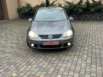 Серый Фольксваген Гольф, объемом двигателя 1.6 л и пробегом 177 тыс. км за 6850 $, фото 1 на Automoto.ua