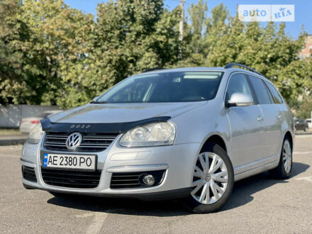 Фольксваген Гольф 2008 у Кривому Розі на Automoto.ua Сірий Фольксваген Гольф, об'ємом двигуна 1.9 л та пробігом 252 тис. км за 6700 $, фото 1 на Automoto.ua