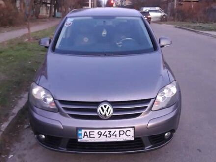 Фольксваген Гольф 2008 у Дніпро (Дніпропетровську) на Automoto.ua Сірий Фольксваген Гольф, об'ємом двигуна 1.39 л та пробігом 300 тис. км за 6500 $, фото 1 на Automoto.ua