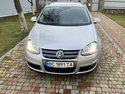 Серый Фольксваген Гольф, объемом двигателя 1.39 л и пробегом 243 тыс. км за 5499 $, фото 1 на Automoto.ua