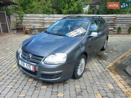 Фольксваген Гольф 2009 у Макарове на Automoto.ua Сірий Фольксваген Гольф, об'ємом двигуна 1.4 л та пробігом 225 тис. км за 5850 $, фото 1 на Automoto.ua