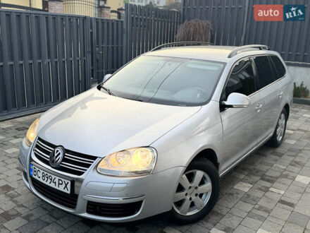 Серый Фольксваген Гольф, объемом двигателя 1.6 л и пробегом 225 тыс. км за 6450 $, фото 1 на Automoto.ua