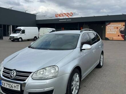 Фольксваген Гольф 2009 в Первомайском на Automoto.ua Серый Фольксваген Гольф, объемом двигателя 1.39 л и пробегом 330 тыс. км за 5999 $, фото 1 на Automoto.ua