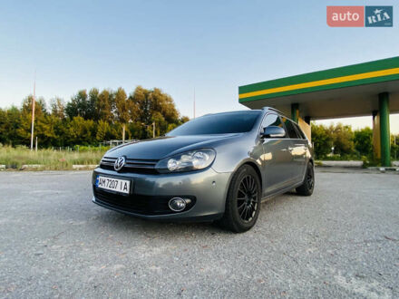 Серый Фольксваген Гольф, объемом двигателя 1.6 л и пробегом 220 тыс. км за 8900 $, фото 1 на Automoto.ua