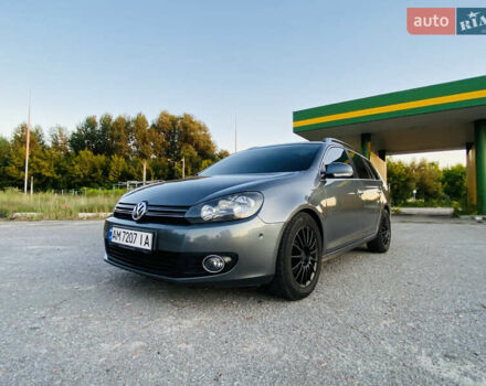 Сірий Фольксваген Гольф, об'ємом двигуна 1.6 л та пробігом 220 тис. км за 7950 $, фото 1 на Automoto.ua