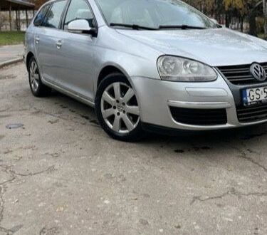 Серый Фольксваген Гольф, объемом двигателя 1.9 л и пробегом 291 тыс. км за 2399 $, фото 1 на Automoto.ua