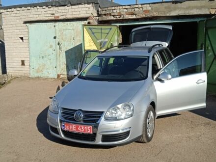 Фольксваген Гольф 2009 в Чернигове на Automoto.ua Серый Фольксваген Гольф, объемом двигателя 1.4 л и пробегом 170 тыс. км за 6100 $, фото 1 на Automoto.ua