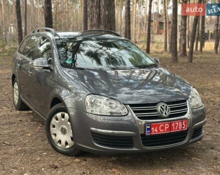 Серый Фольксваген Гольф, объемом двигателя 1.6 л и пробегом 230 тыс. км за 6950 $, фото 1 на Automoto.ua