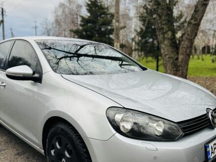 Серый Фольксваген Гольф, объемом двигателя 1.4 л и пробегом 251 тыс. км за 7800 $, фото 1 на Automoto.ua