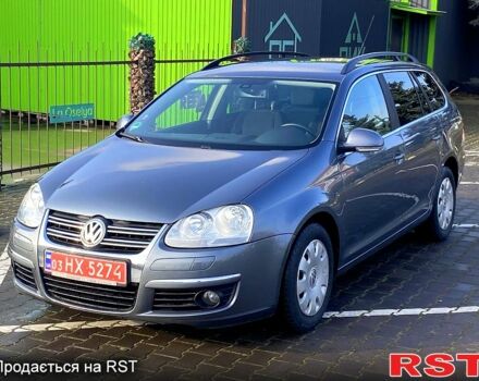 Серый Фольксваген Гольф, объемом двигателя 1.6 л и пробегом 231 тыс. км за 6100 $, фото 1 на Automoto.ua