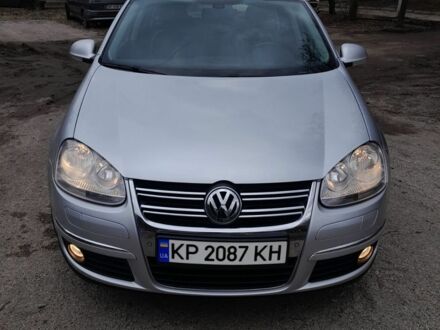 Серый Фольксваген Гольф, объемом двигателя 1.4 л и пробегом 230 тыс. км за 7200 $, фото 1 на Automoto.ua