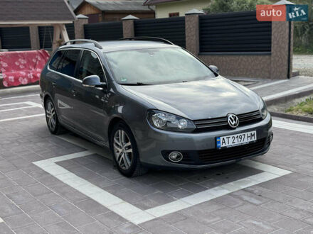 Серый Фольксваген Гольф, объемом двигателя 1.6 л и пробегом 300 тыс. км за 6300 $, фото 1 на Automoto.ua