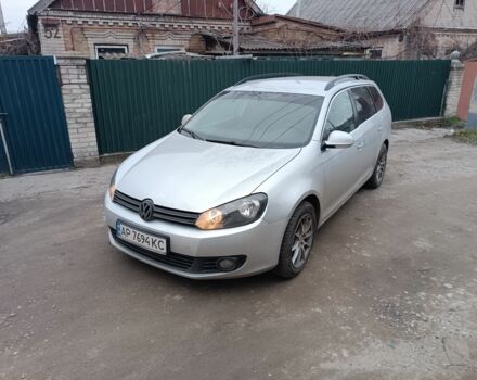 Серый Фольксваген Гольф, объемом двигателя 1.6 л и пробегом 273 тыс. км за 7800 $, фото 1 на Automoto.ua