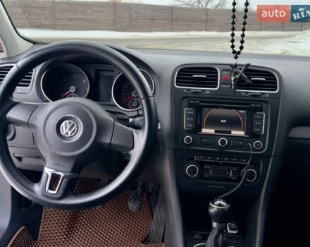 Серый Фольксваген Гольф, объемом двигателя 1.6 л и пробегом 256 тыс. км за 5300 $, фото 1 на Automoto.ua