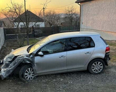 Серый Фольксваген Гольф, объемом двигателя 1.6 л и пробегом 230 тыс. км за 2300 $, фото 1 на Automoto.ua