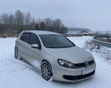 Сірий Фольксваген Гольф, об'ємом двигуна 1.6 л та пробігом 301 тис. км за 8000 $, фото 1 на Automoto.ua