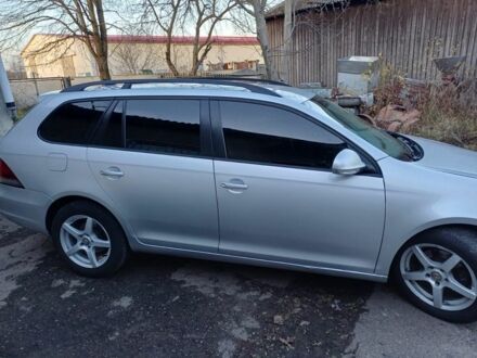 Серый Фольксваген Гольф, объемом двигателя 1.6 л и пробегом 330 тыс. км за 6500 $, фото 1 на Automoto.ua