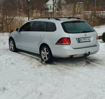 Серый Фольксваген Гольф, объемом двигателя 1.6 л и пробегом 200 тыс. км за 7000 $, фото 1 на Automoto.ua