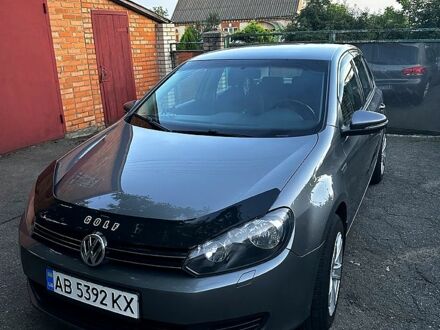 Серый Фольксваген Гольф, объемом двигателя 1.6 л и пробегом 250 тыс. км за 8500 $, фото 1 на Automoto.ua