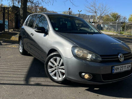 Фольксваген Гольф 2011 в Одессе на Automoto.ua Серый Фольксваген Гольф, объемом двигателя 1.6 л и пробегом 228 тыс. км за 9700 $, фото 1 на Automoto.ua