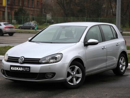 Серый Фольксваген Гольф, объемом двигателя 1.4 л и пробегом 126 тыс. км за 9000 $, фото 1 на Automoto.ua