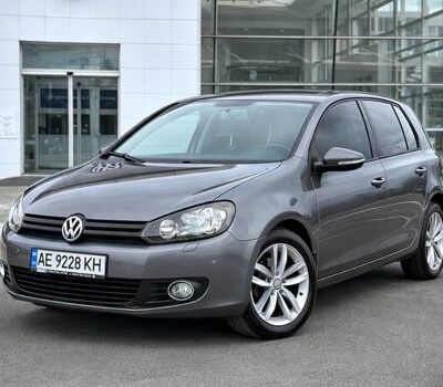 Сірий Фольксваген Гольф, об'ємом двигуна 1.6 л та пробігом 212 тис. км за 7950 $, фото 1 на Automoto.ua