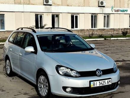 Сірий Фольксваген Гольф, об'ємом двигуна 1.39 л та пробігом 155 тис. км за 8000 $, фото 1 на Automoto.ua
