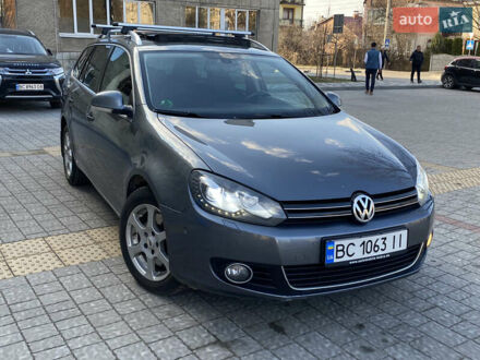Фольксваген Гольф 2012 у Львові на Automoto.ua Сірий Фольксваген Гольф, об'ємом двигуна 1.97 л та пробігом 290 тис. км за 9300 $, фото 1 на Automoto.ua