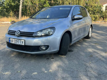 Фольксваген Гольф 2012 у Вышгороде на Automoto.ua Сірий Фольксваген Гольф, об'ємом двигуна 1.6 л та пробігом 228 тис. км за 9950 $, фото 1 на Automoto.ua