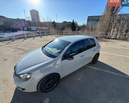 Сірий Фольксваген Гольф, об'ємом двигуна 1.39 л та пробігом 272 тис. км за 7790 $, фото 1 на Automoto.ua