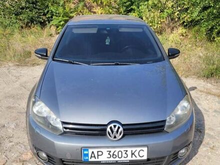 Серый Фольксваген Гольф, объемом двигателя 1.39 л и пробегом 253 тыс. км за 9000 $, фото 1 на Automoto.ua