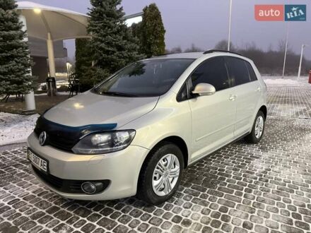 Серый Фольксваген Гольф, объемом двигателя 1.6 л и пробегом 160 тыс. км за 9500 $, фото 1 на Automoto.ua