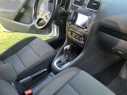 Серый Фольксваген Гольф, объемом двигателя 1.6 л и пробегом 205 тыс. км за 9000 $, фото 1 на Automoto.ua