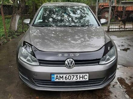 Фольксваген Гольф 2013 в Житомире на Automoto.ua Серый Фольксваген Гольф, объемом двигателя 1.6 л и пробегом 209 тыс. км за 10500 $, фото 1 на Automoto.ua