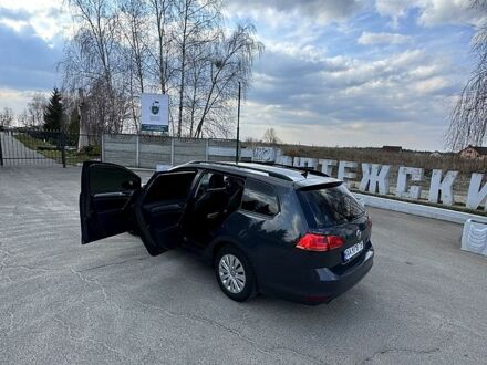 Фольксваген Гольф 2014 у Вышгороде на Automoto.ua Сірий Фольксваген Гольф, об'ємом двигуна 1.6 л та пробігом 323 тис. км за 9900 $, фото 1 на Automoto.ua
