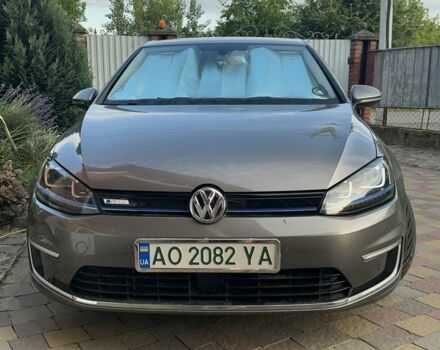 Серый Фольксваген Гольф, объемом двигателя 0 л и пробегом 157 тыс. км за 9300 $, фото 1 на Automoto.ua