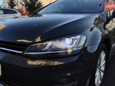 Фольксваген Гольф 2015 в Виннице на Automoto.ua Серый Фольксваген Гольф, объемом двигателя 1.6 л и пробегом 293 тыс. км за 11950 $, фото 1 на Automoto.ua