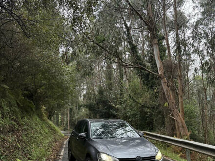 Серый Фольксваген Гольф, объемом двигателя 1.8 л и пробегом 136 тыс. км за 13500 $, фото 1 на Automoto.ua