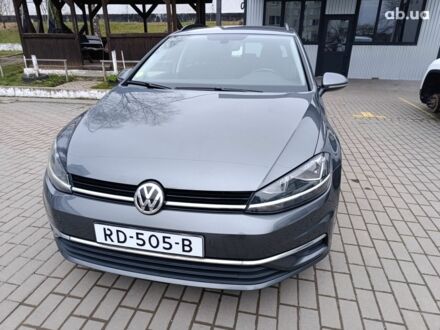 Серый Фольксваген Гольф, объемом двигателя 0 л и пробегом 210 тыс. км за 14200 $, фото 1 на Automoto.ua