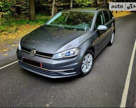 Серый Фольксваген Гольф, объемом двигателя 1.6 л и пробегом 368 тыс. км за 14300 $, фото 1 на Automoto.ua